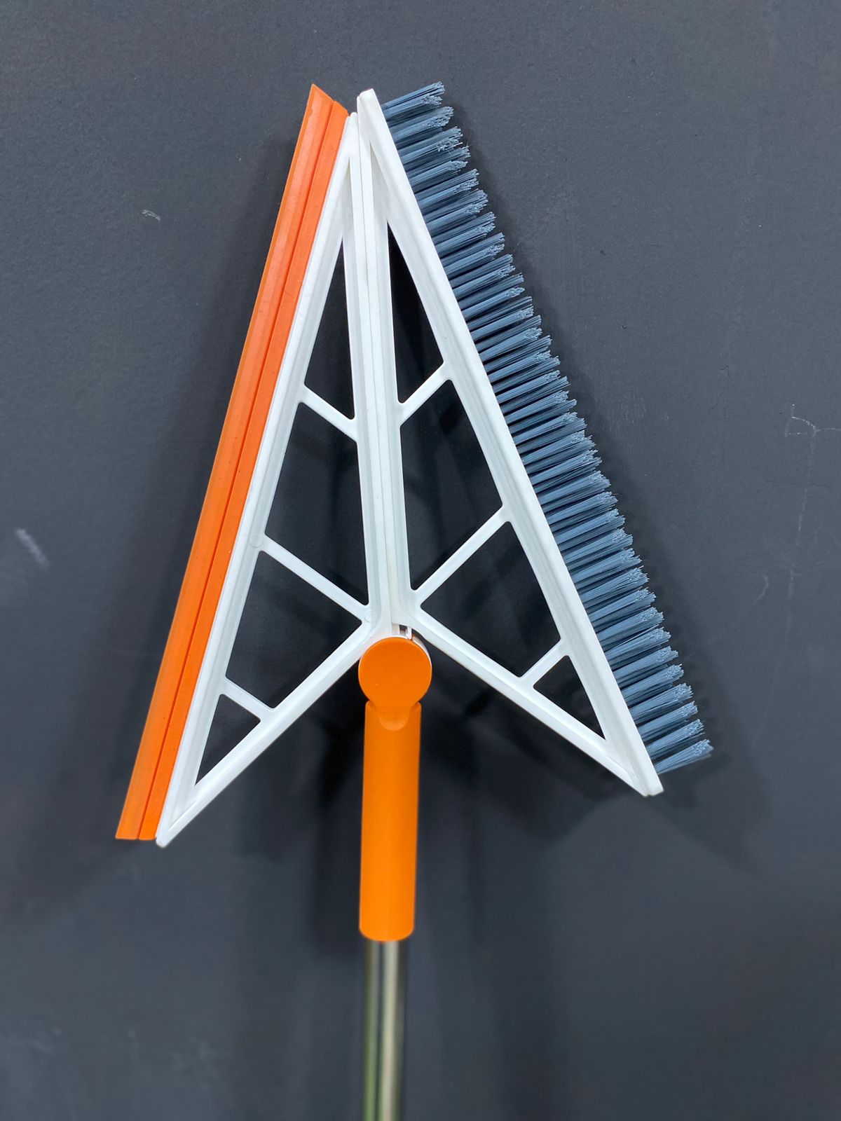 Miniatura 3 de ESCOBA MULTIFUNCIONAL